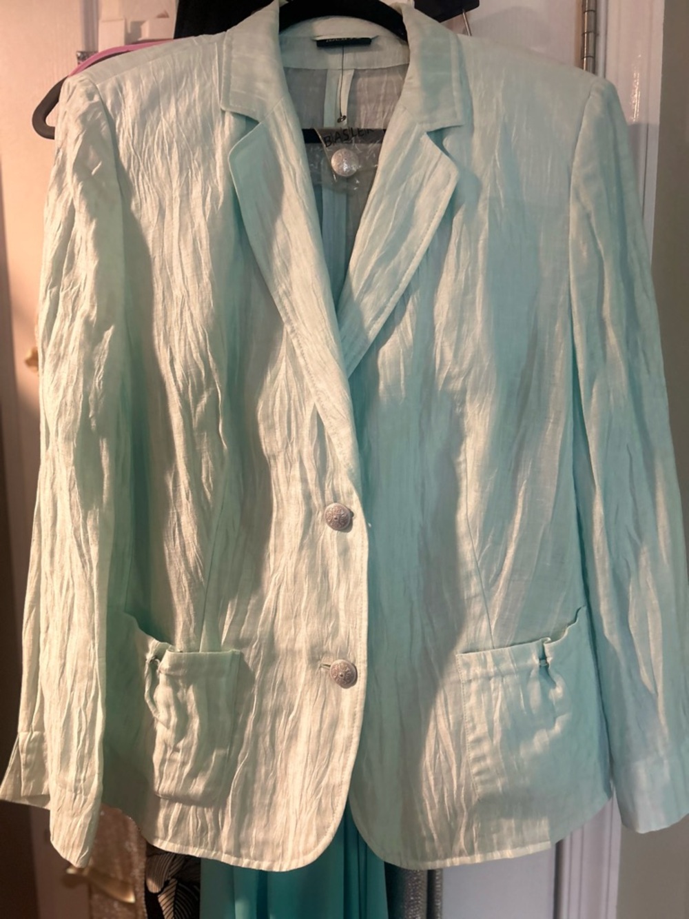 Basler Mint Green Linen-Blend Blazer, excellent condition, MED
